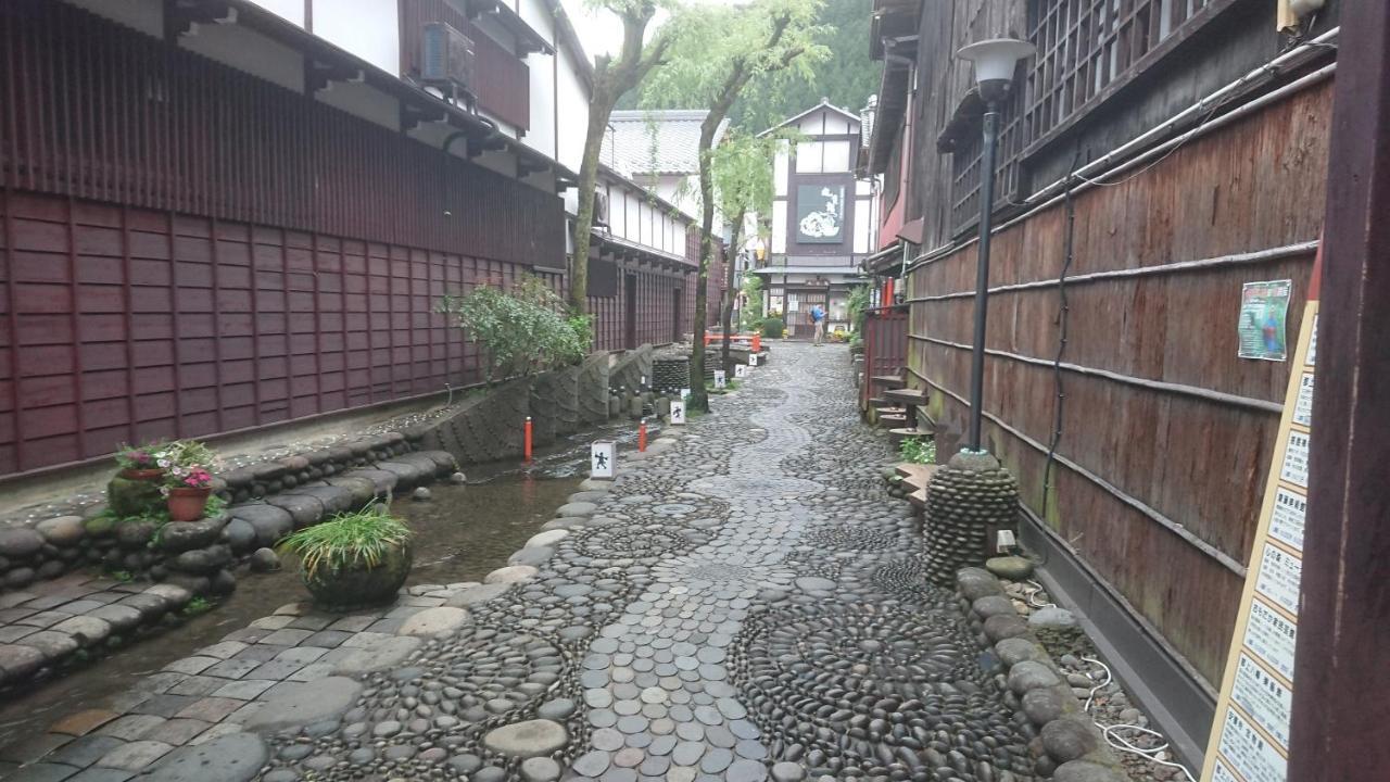 Отель Yanaka No Taisuke Гудзё Экстерьер фото